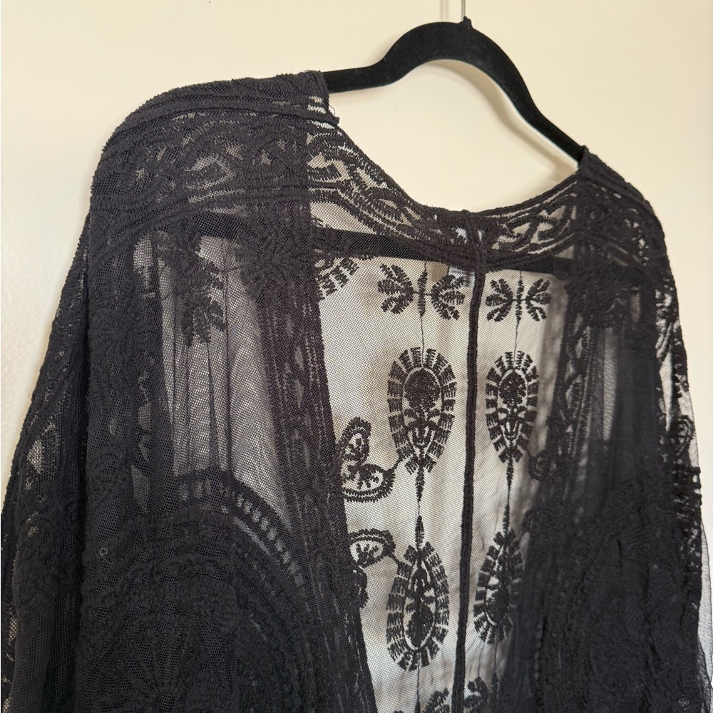 Rachel Zoe Black Crop Lace Kimono Cardigan with Tie in One Size - Picture 7 of 9